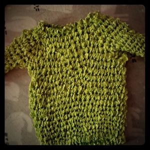 Stretchy green scrunched shirt